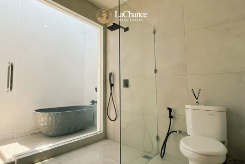 2 bedrooms villa for sale in Kaba-Kaba1