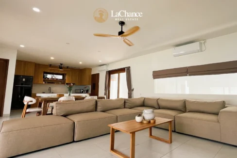 2 bedrooms villa for sale in Kaba-Kaba3