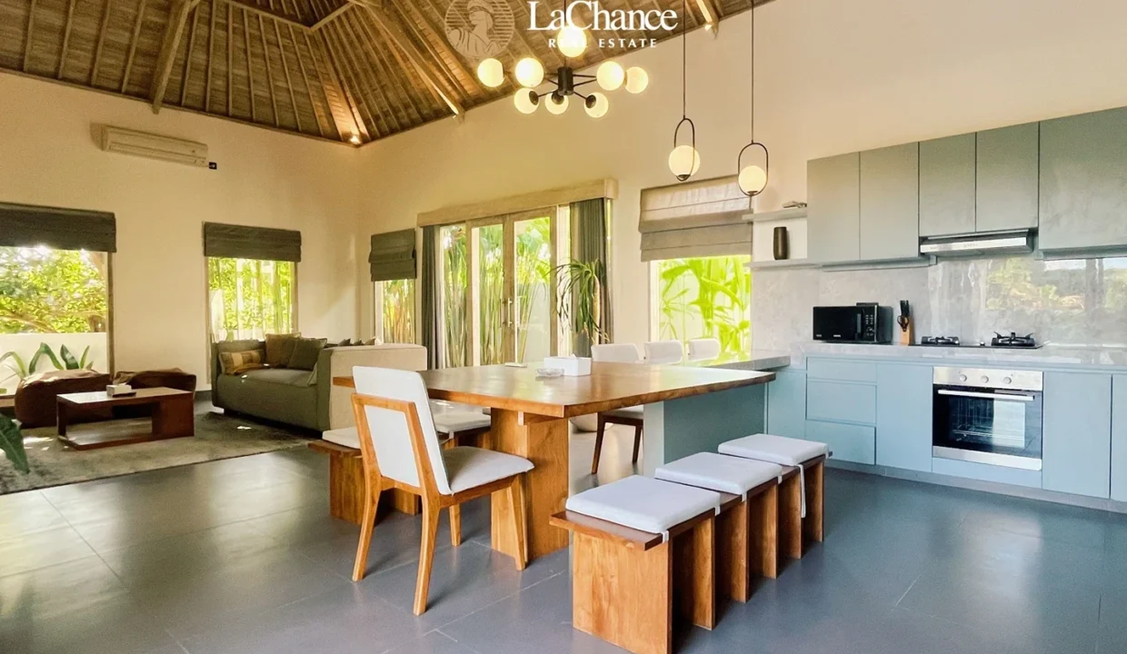 2 bedrooms villa in Umalas10