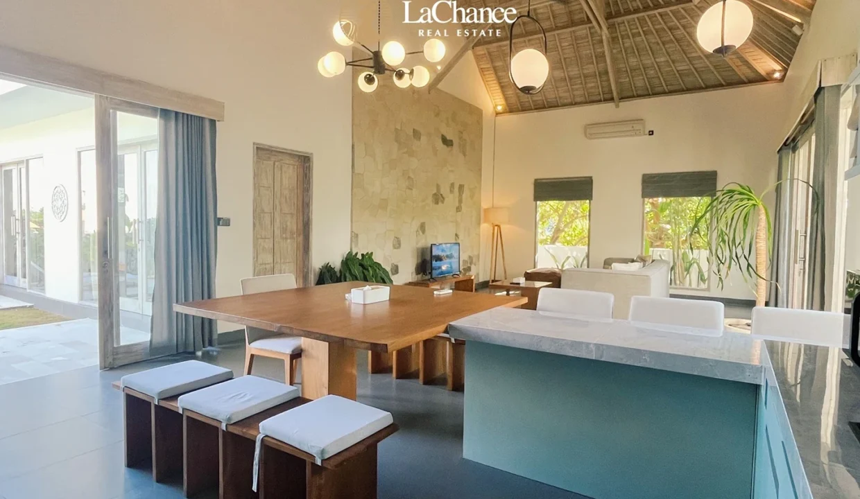 2 bedrooms villa in Umalas15