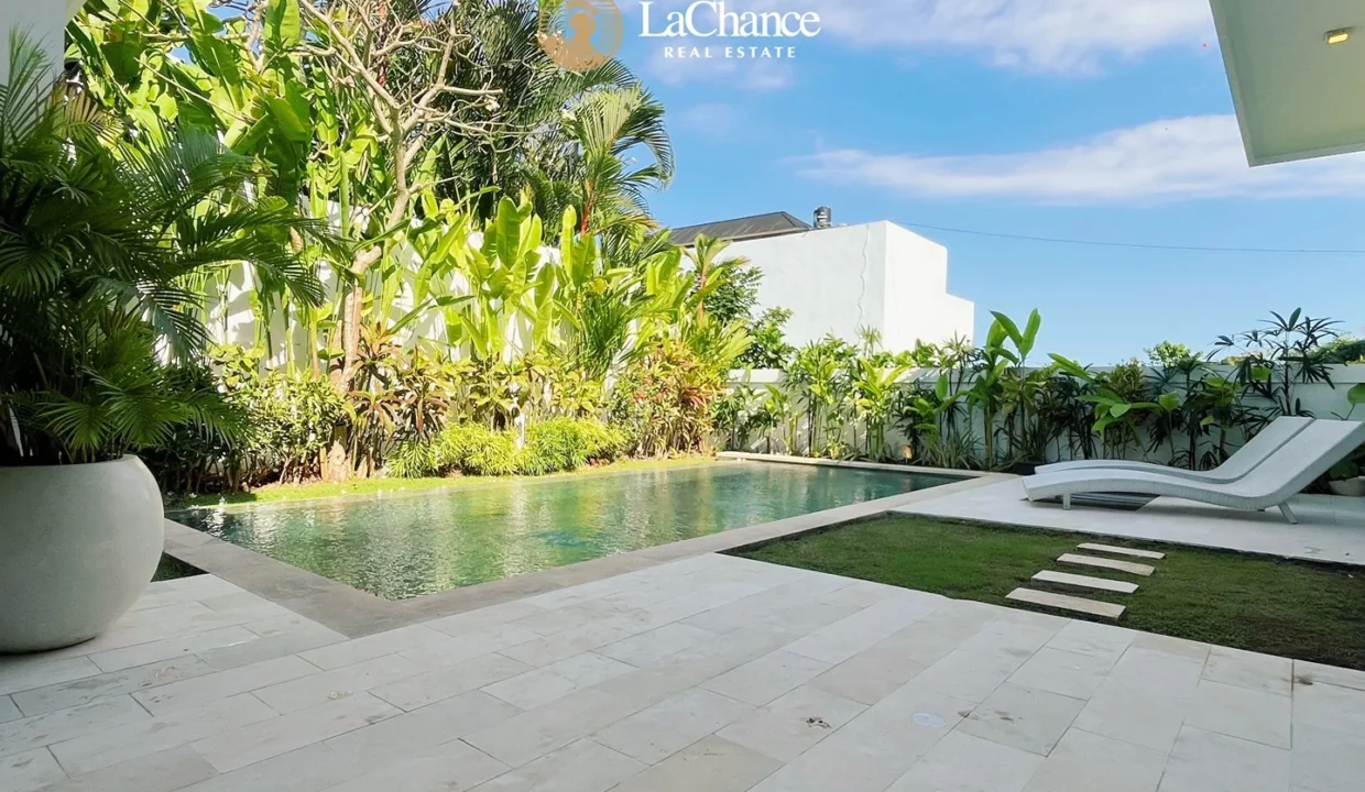 2 bedrooms villa in Umalas3