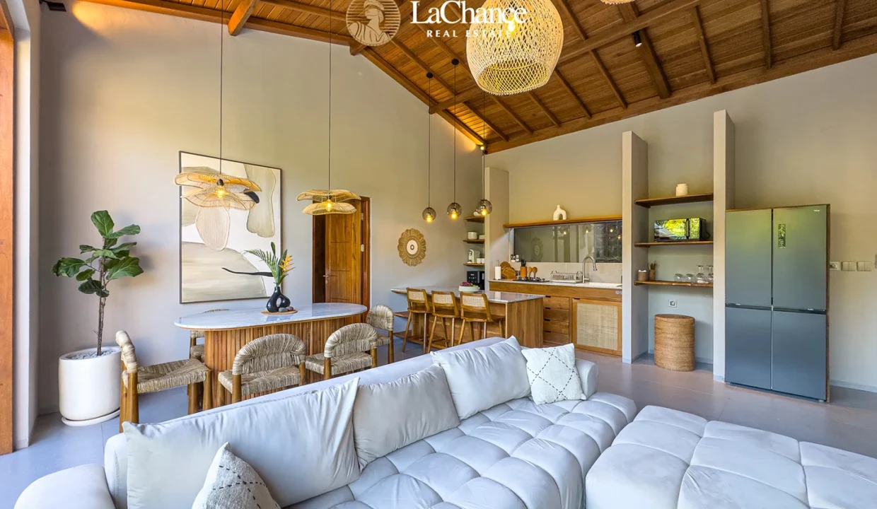 Brand New 3 bedrooms villa11