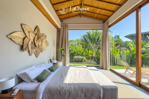 Brand New 3 bedrooms villa23