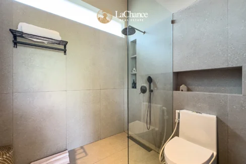 Brand New 3 bedrooms villa9