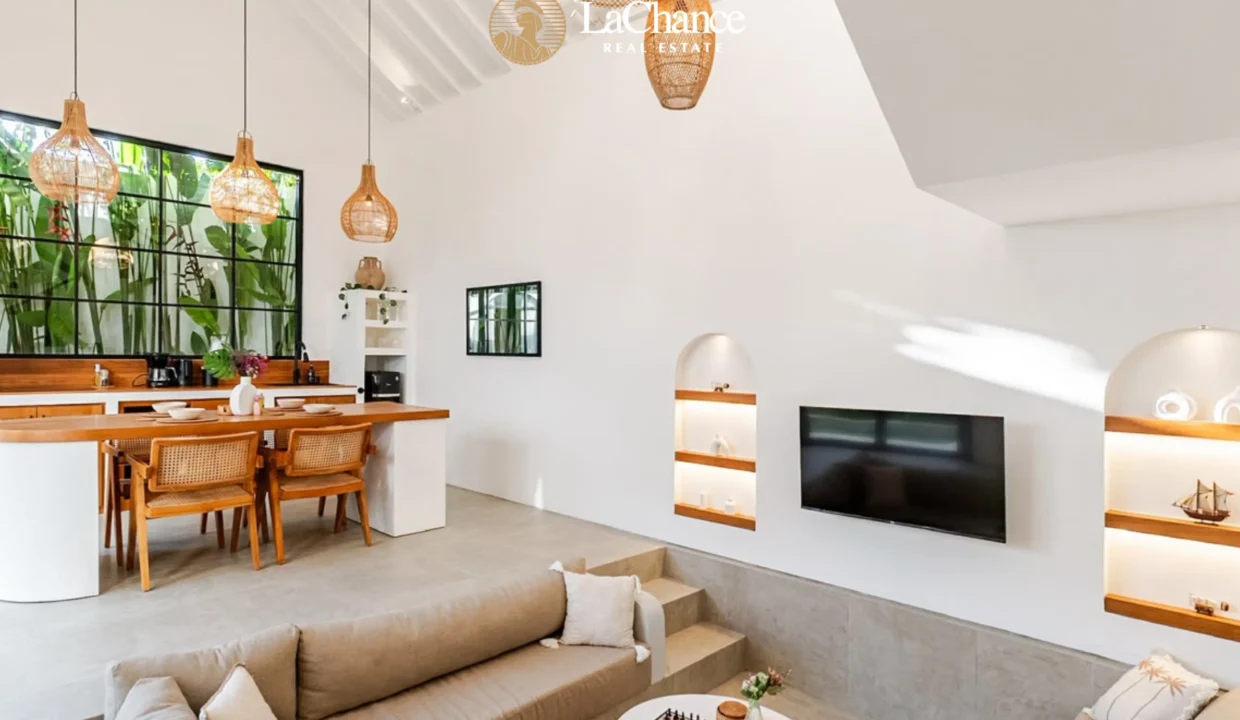 villa for sale in Pererenan, walking distance to the beach11