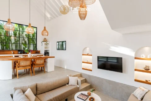 villa for sale in Pererenan, walking distance to the beach11