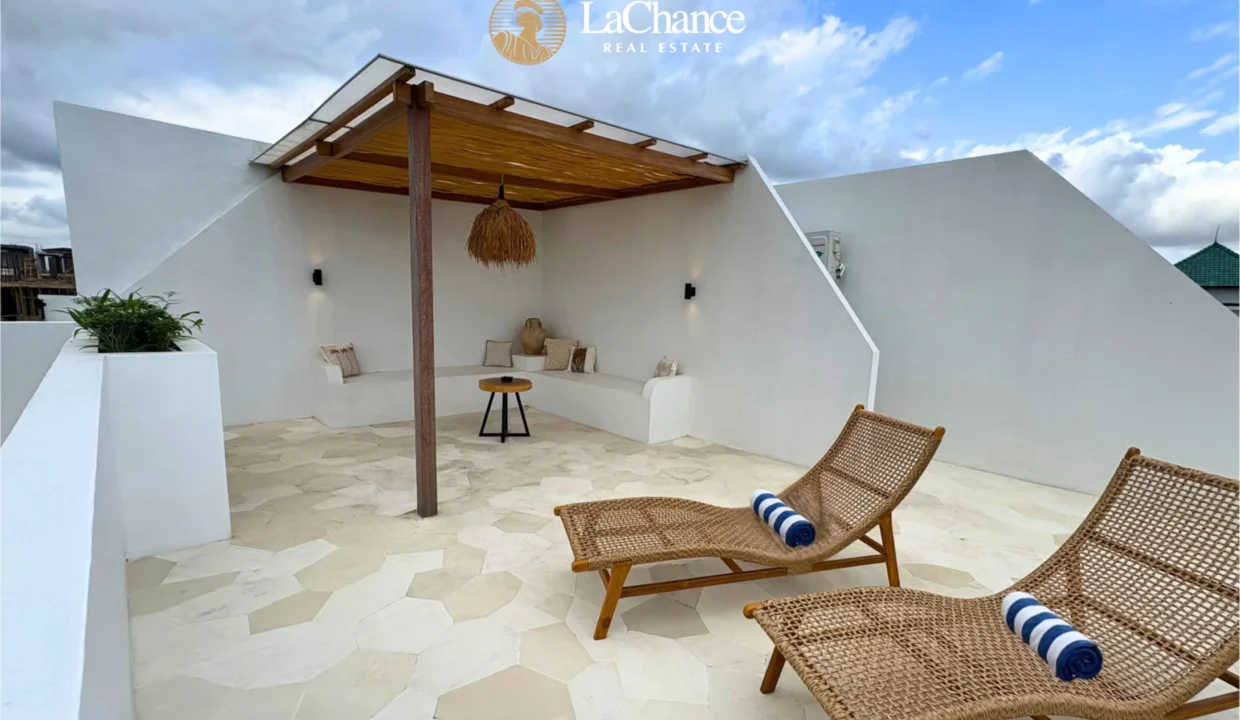 villa for sale in Pererenan, walking distance to the beach2