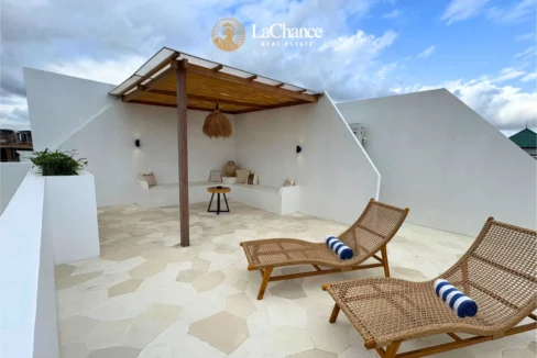 villa for sale in Pererenan, walking distance to the beach2