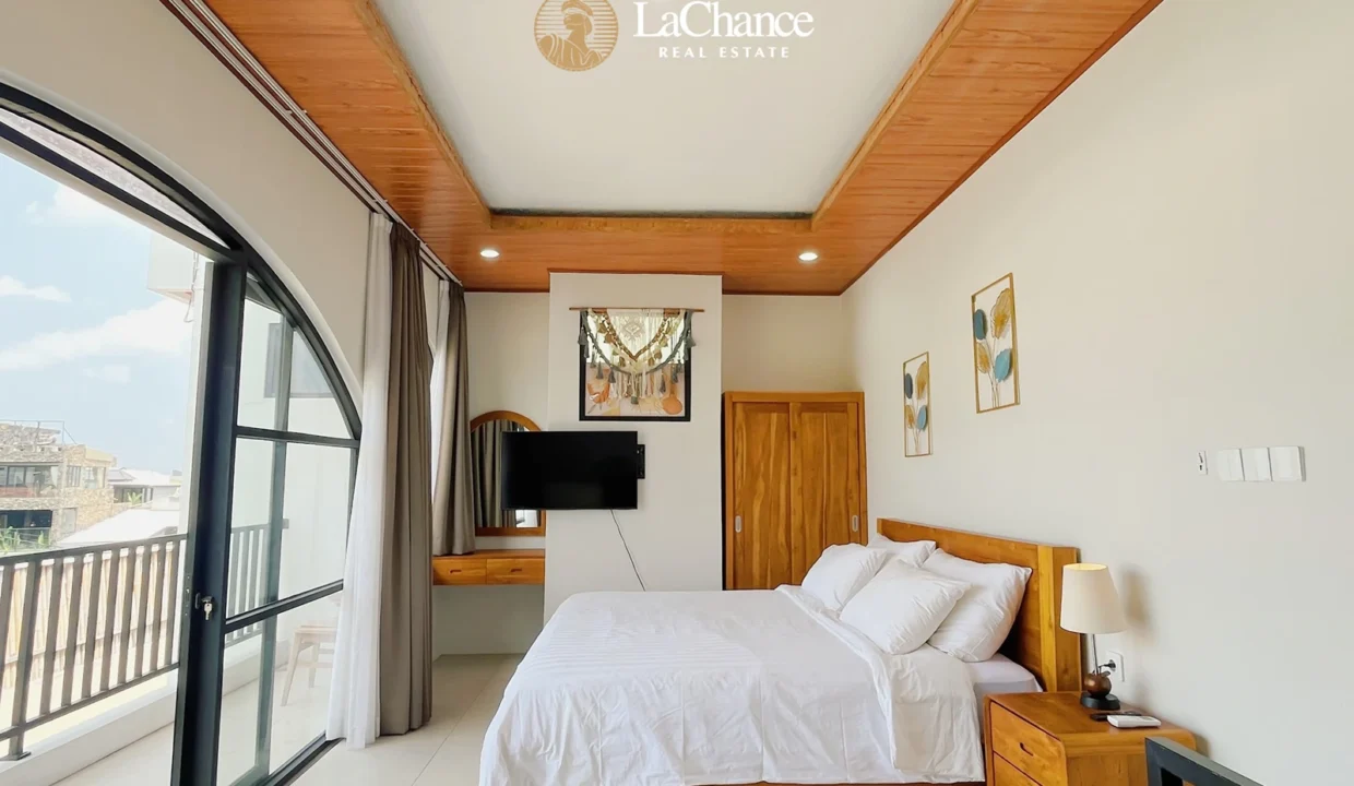 1 bedroom villa with rice field views12