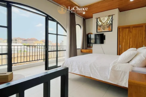 1 bedroom villa with rice field views3