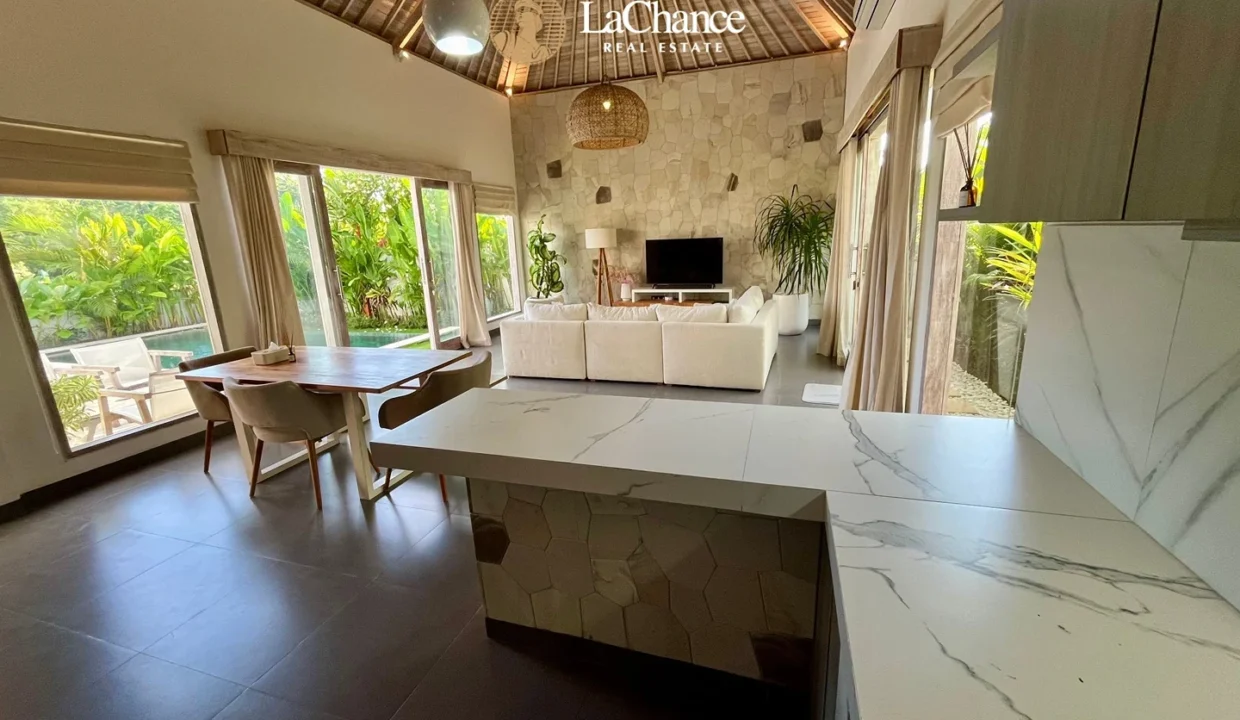2 bedroom villa for rent in Umalas13