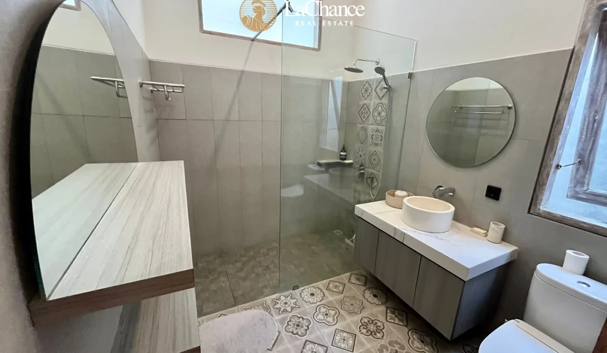 2 bedroom villa for rent in Umalas21