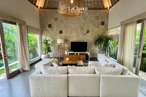 2 bedroom villa for rent in Umalas4
