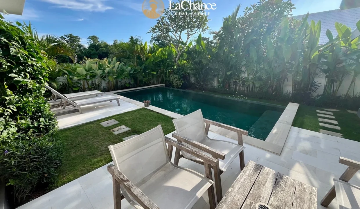 2 bedroom villa for rent in Umalas5