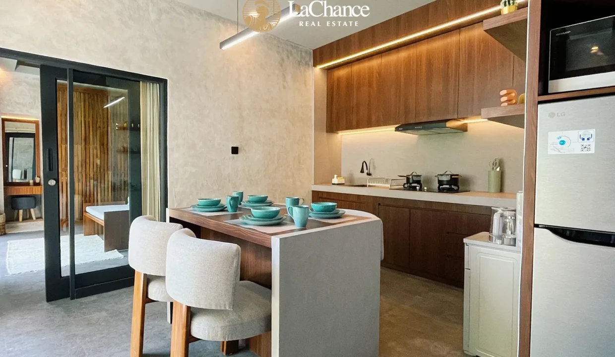2 bedroom villa in central canggu20