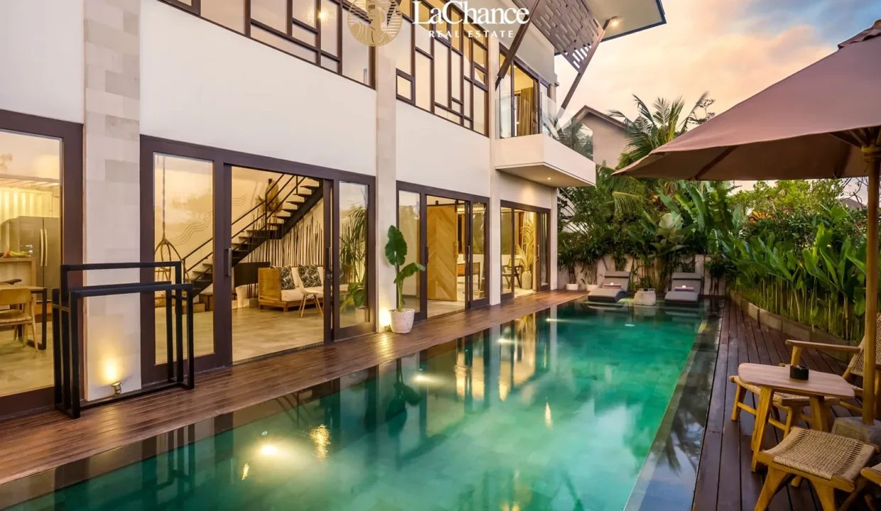 4 bedroom villa in Pererenan Ocean View19