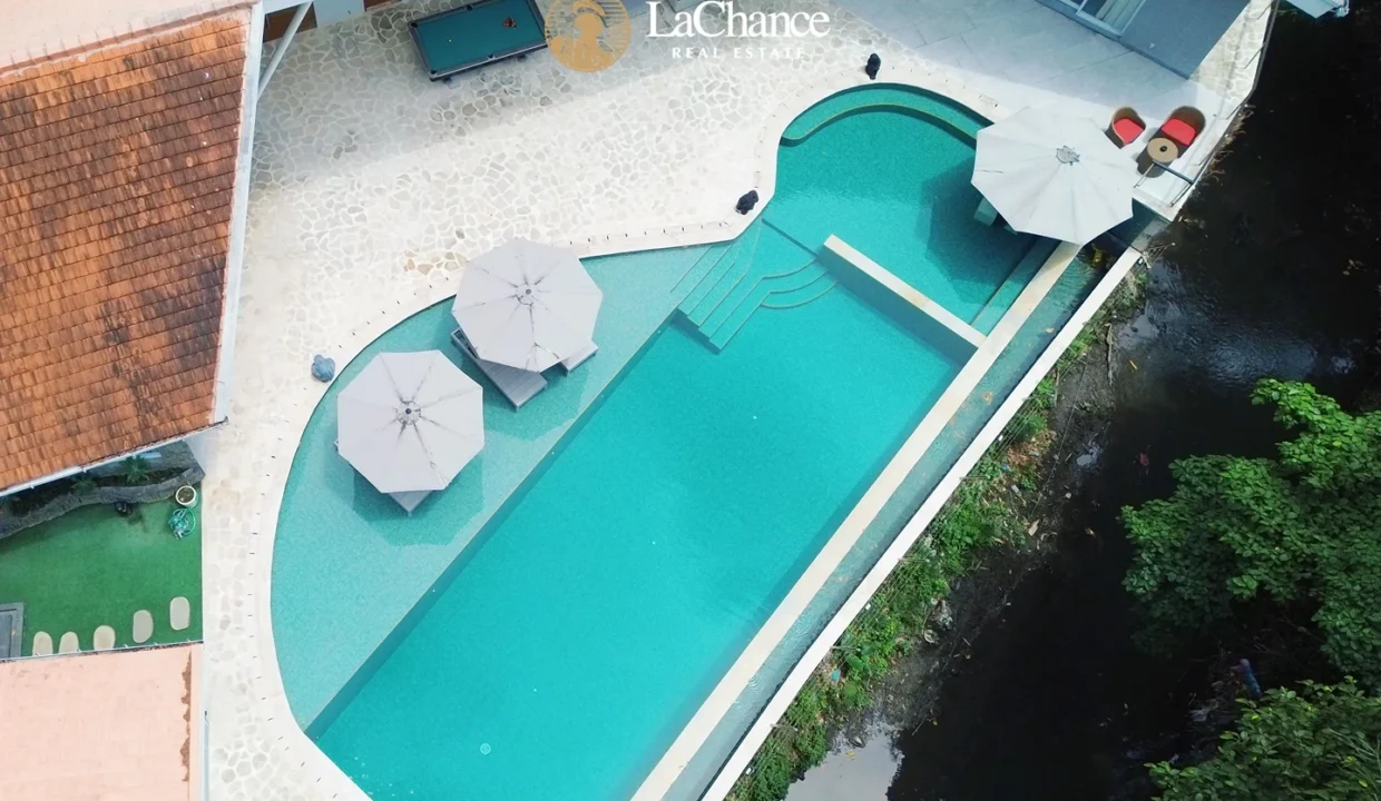 4 bedrooms villa in Umalas4