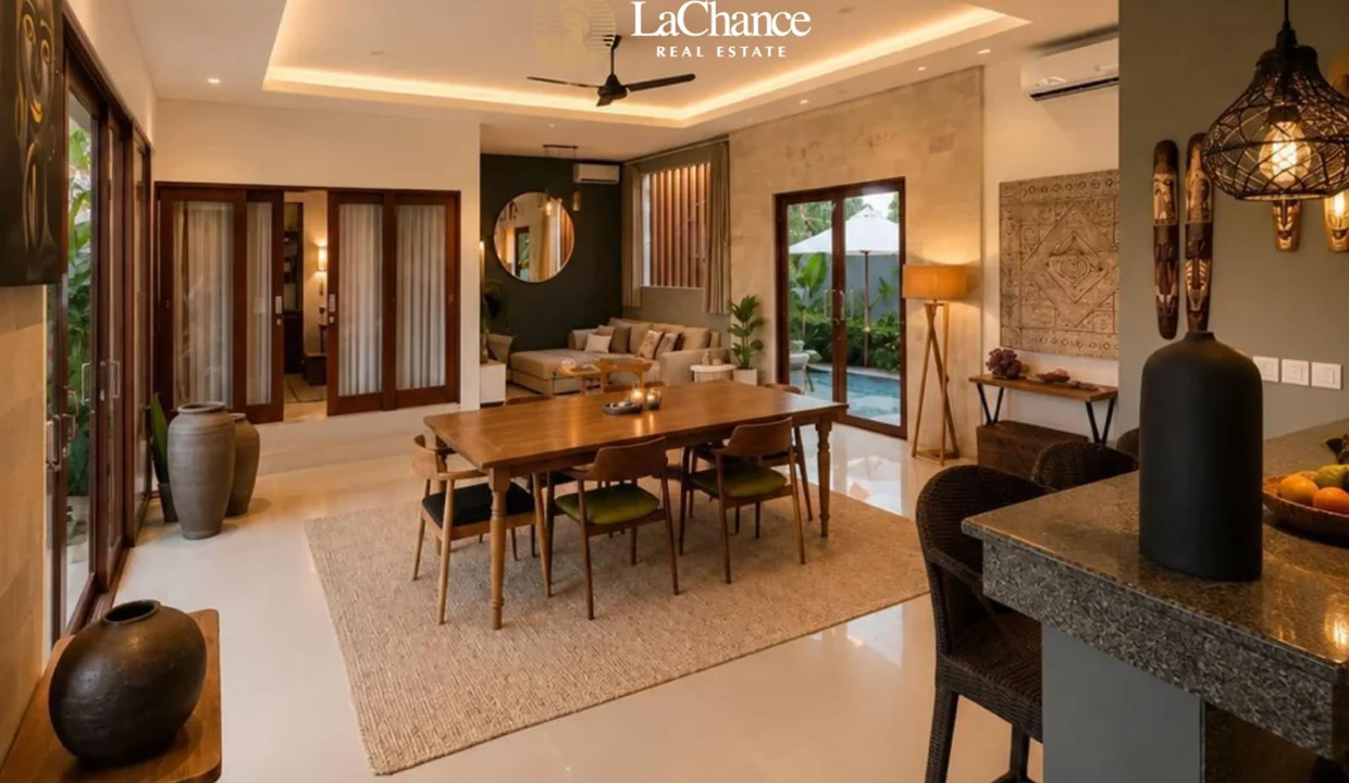 villa 3 bedroom in Berawa Bali10