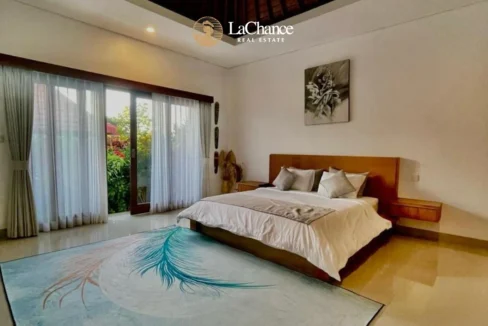 villa 3 bedroom in Berawa Bali15