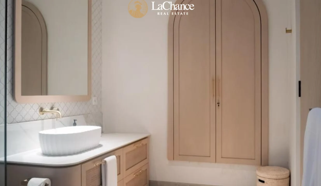 2 bedroom luxury villa in Tumbak Bayuh21