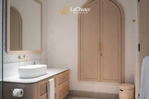 2 bedroom luxury villa in Tumbak Bayuh21