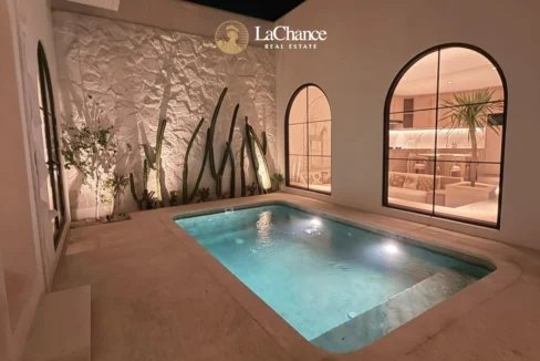 2 bedroom luxury villa in Tumbak Bayuh5