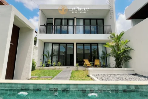 2 bedroom villa in Berawa Bali6