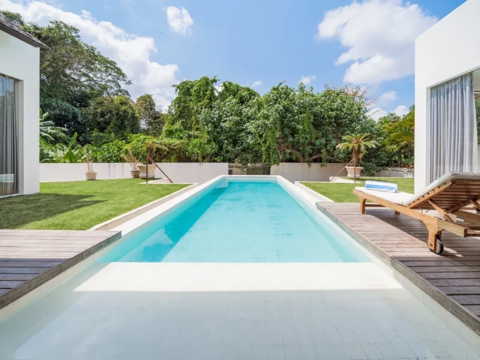 4-bedroom-villa-for-rent-pererenan-jungle-view