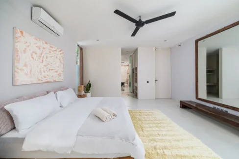 4 bedroom villa in central Pererenan Bali19