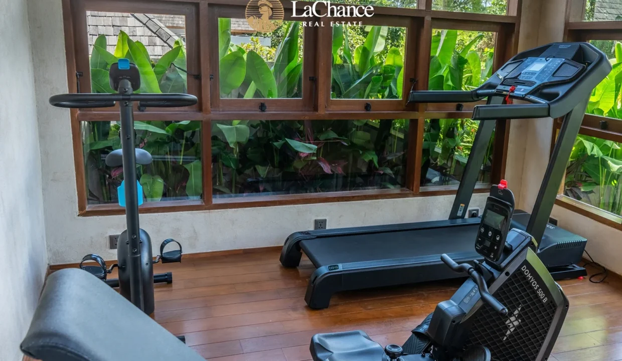 6 bedroom villa in nyanyi6