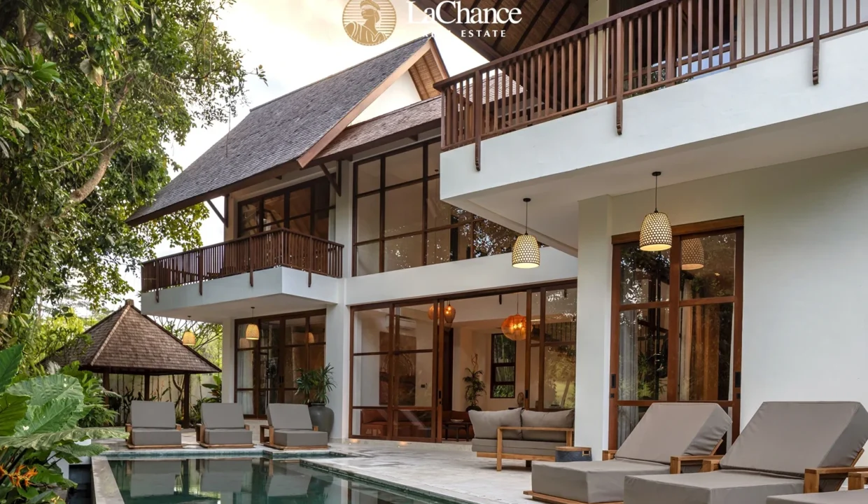 Luxury 5 bedroom in Nyanyi Bali1