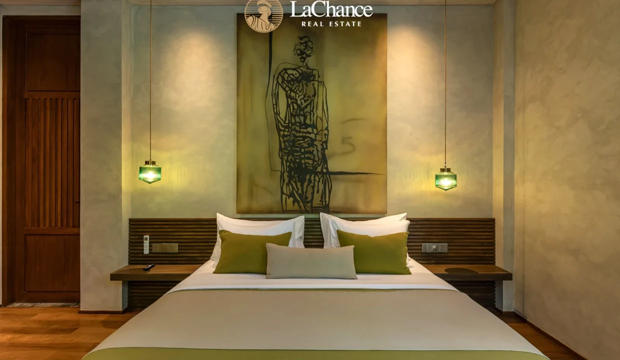 Luxury 5 bedroom in Nyanyi Bali19