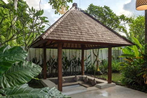Luxury 5 bedroom in Nyanyi Bali2