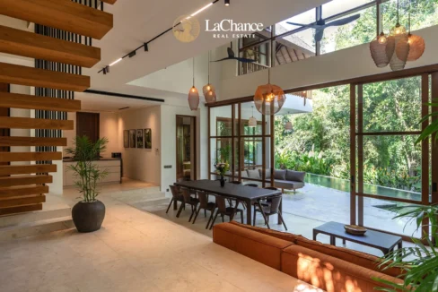 Luxury 5 bedroom in Nyanyi Bali4