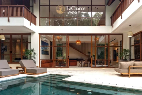 Luxury 5 bedroom in Nyanyi Bali6