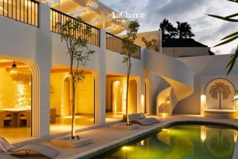 Luxury 5 bedrooms in Tumbak Bayuh - Pererenan1