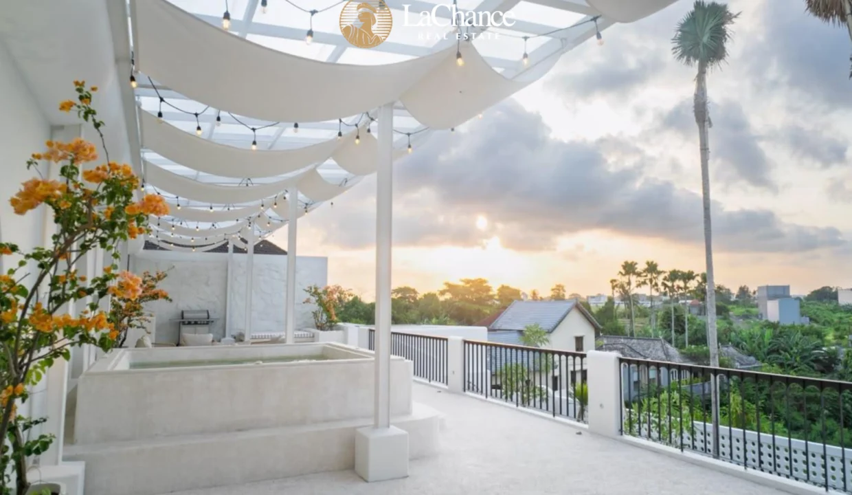 Luxury 5 bedrooms in Tumbak Bayuh - Pererenan2
