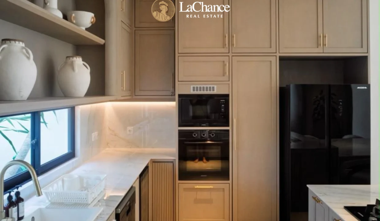 Luxury 5 bedrooms in Tumbak Bayuh - Pererenan28