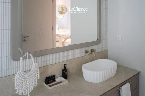 Luxury 5 bedrooms in Tumbak Bayuh - Pererenan37