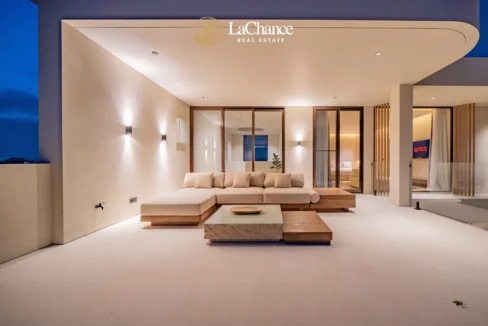 Ocean View Luzxury villa in Seseh 15