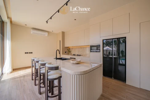Ocean View Luzxury villa in Seseh 20