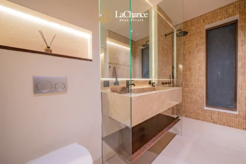 Ocean View Luzxury villa in Seseh 21