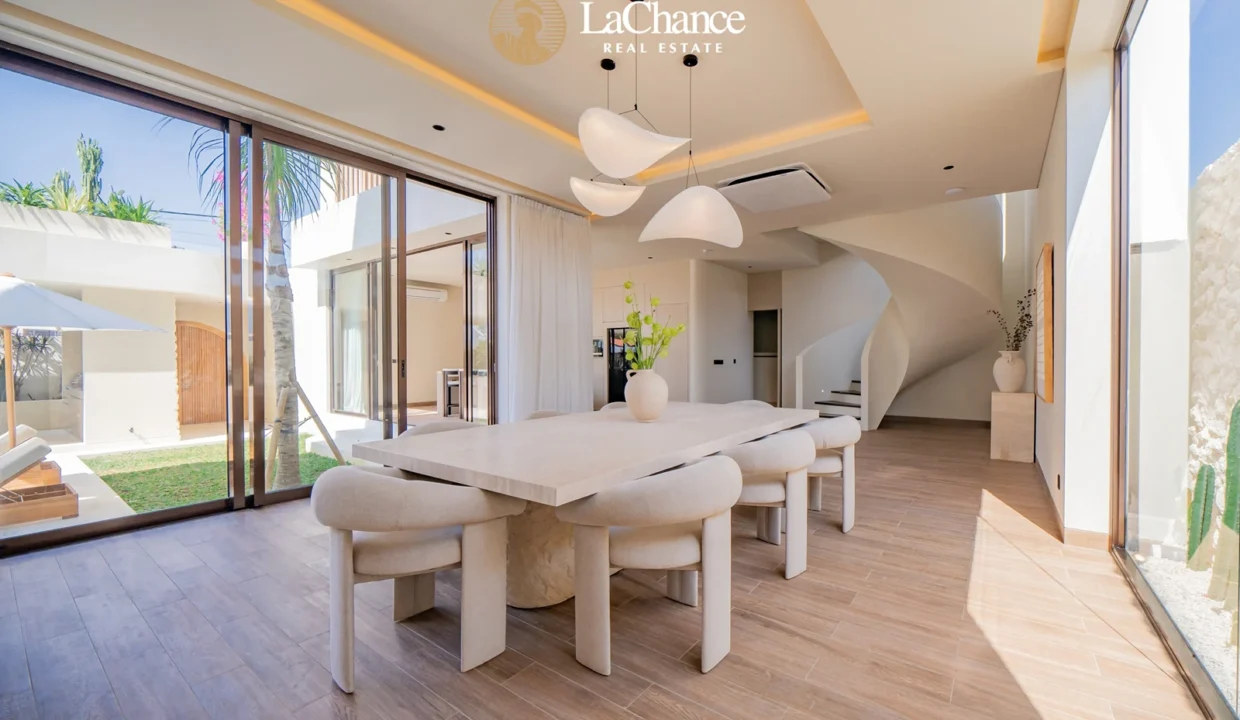 Ocean View Luzxury villa in Seseh 7