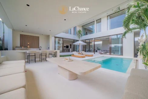 Ocean View Luzxury villa in Seseh 9