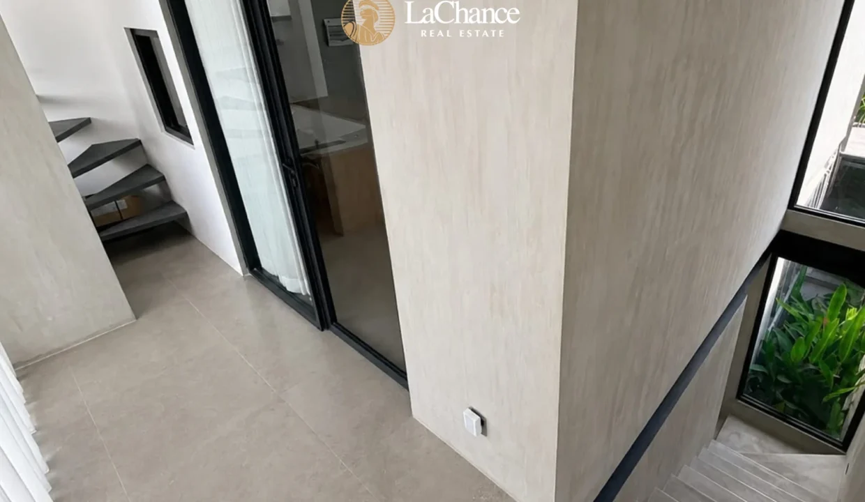 new 2 bedrooms villa for sale in Seseh11